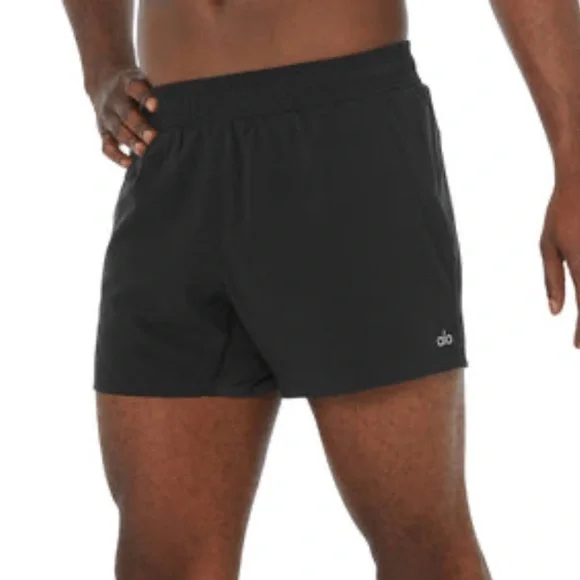 SOLD ALO Yoga Men’s “Adapt” 5” Inseam Short w/ Liner (S) *BESTSELLER* - Picture 6 of 13